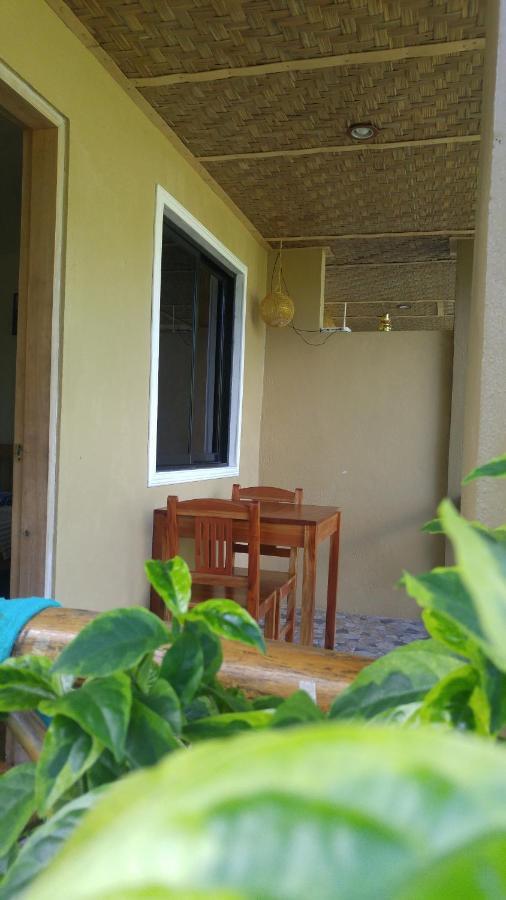 Miki'S Guest House Сікіхор Екстер'єр фото